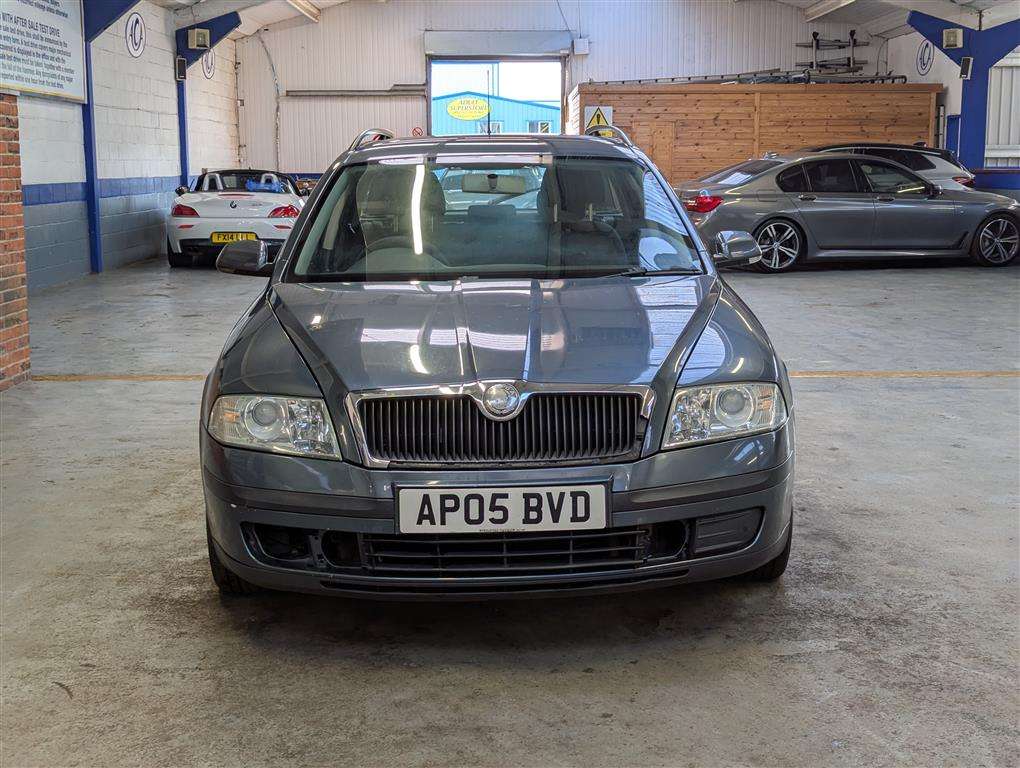 <p>2005 SKODA OCTAVIA AMBIENTE TDI PD8V</p>