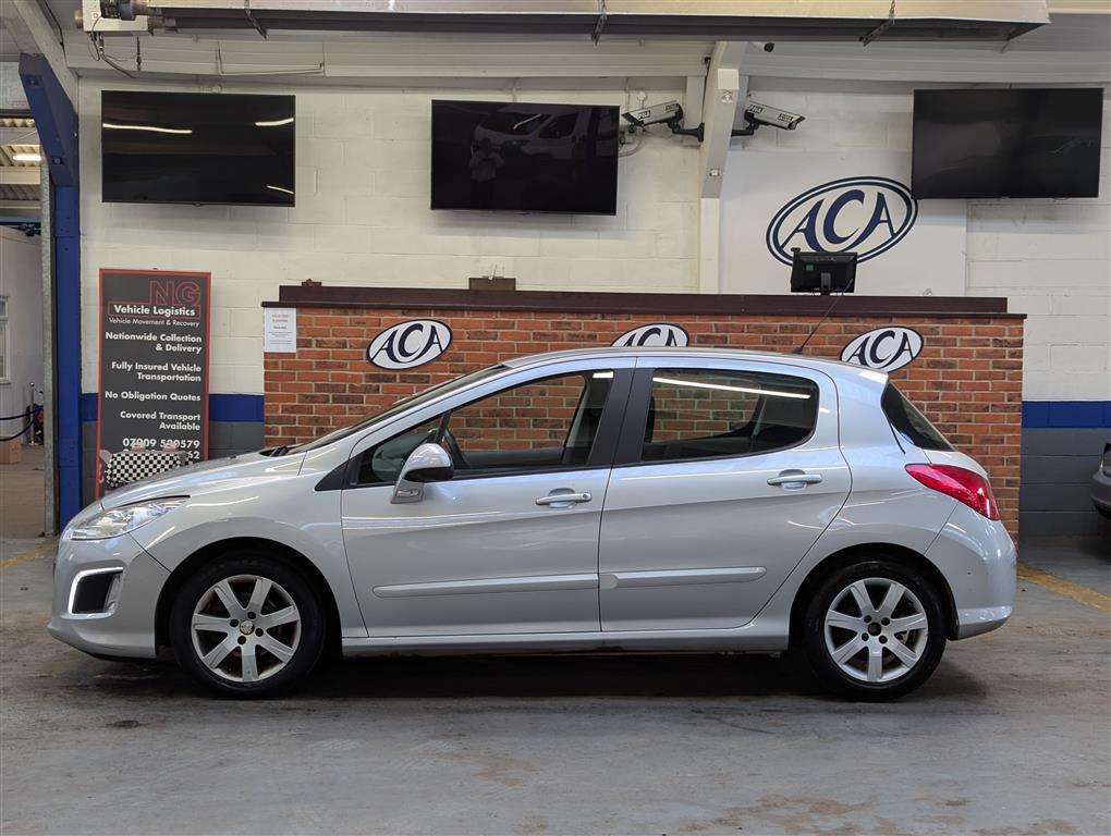 <p>2013 PEUGEOT 308 ACTIVE HDI</p>