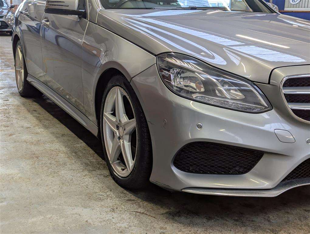 <p>2014 MERCEDES-BENZ E300 AMG SPORT BLUETEC HY</p>