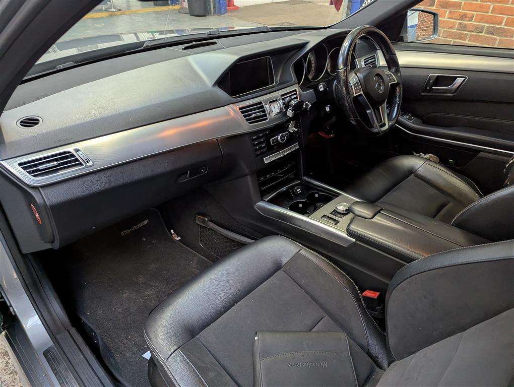 <p>2014 MERCEDES-BENZ E300 AMG SPORT BLUETEC HY</p>