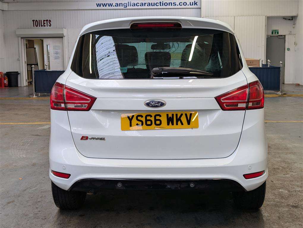 <p>2016 FORD B-MAX ZETEC WHITE EDITION</p>