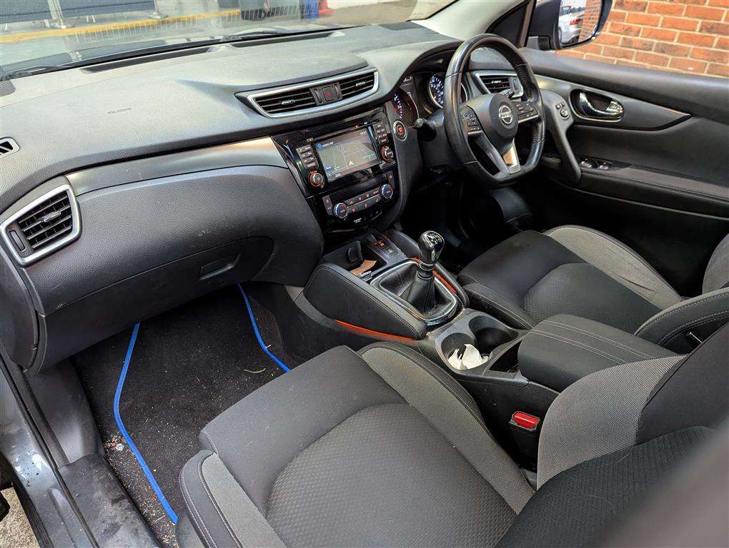 <p>2018 NISSAN QASHQAI N-CONNECTA DIG-T</p>