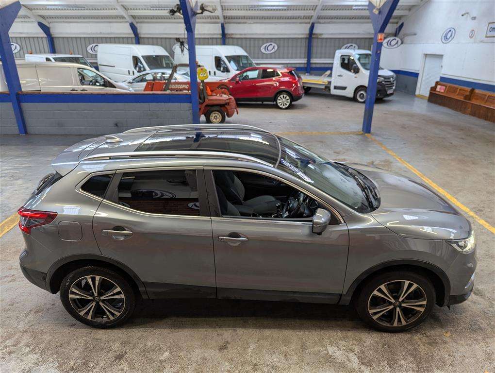 <p>2018 NISSAN QASHQAI N-CONNECTA DIG-T</p>