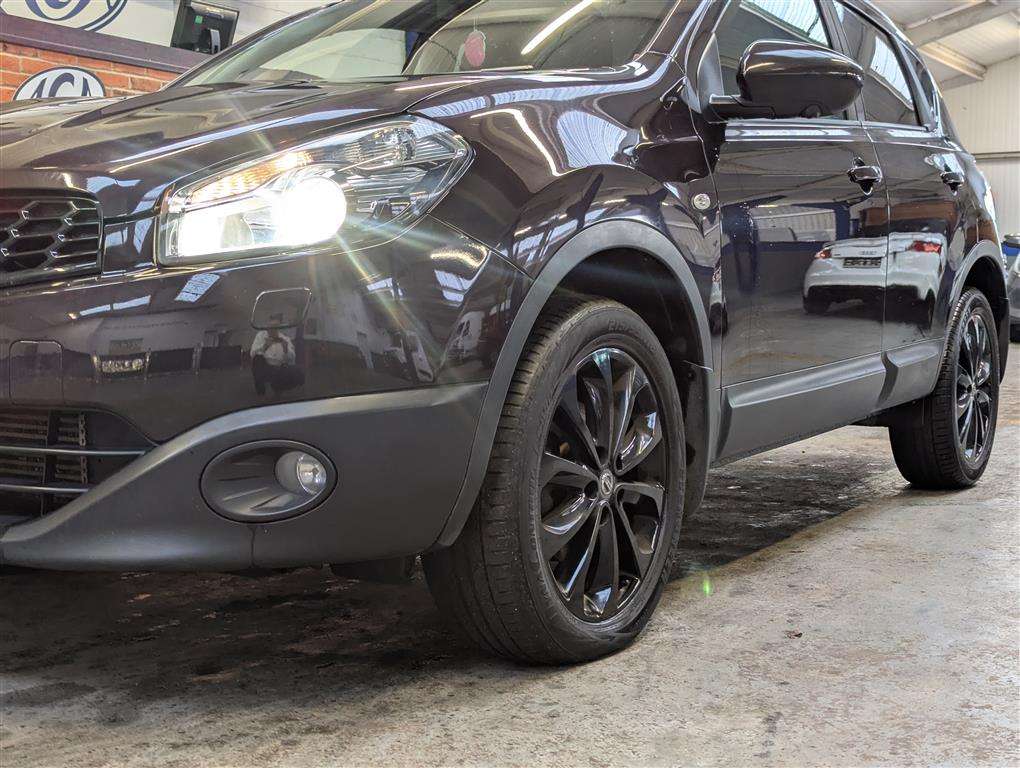 <p>2013 NISSAN QASHQAI TEKNA IS DCI 4X4</p>