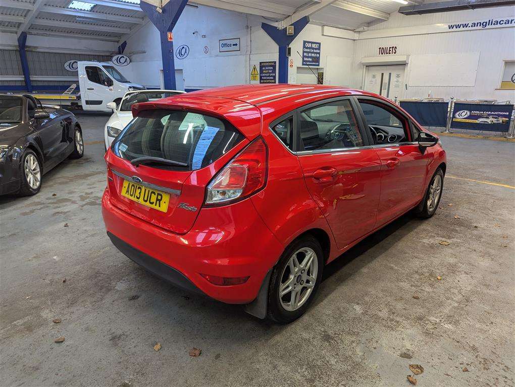 <p>2013 FORD FIESTA ZETEC TDCI</p>