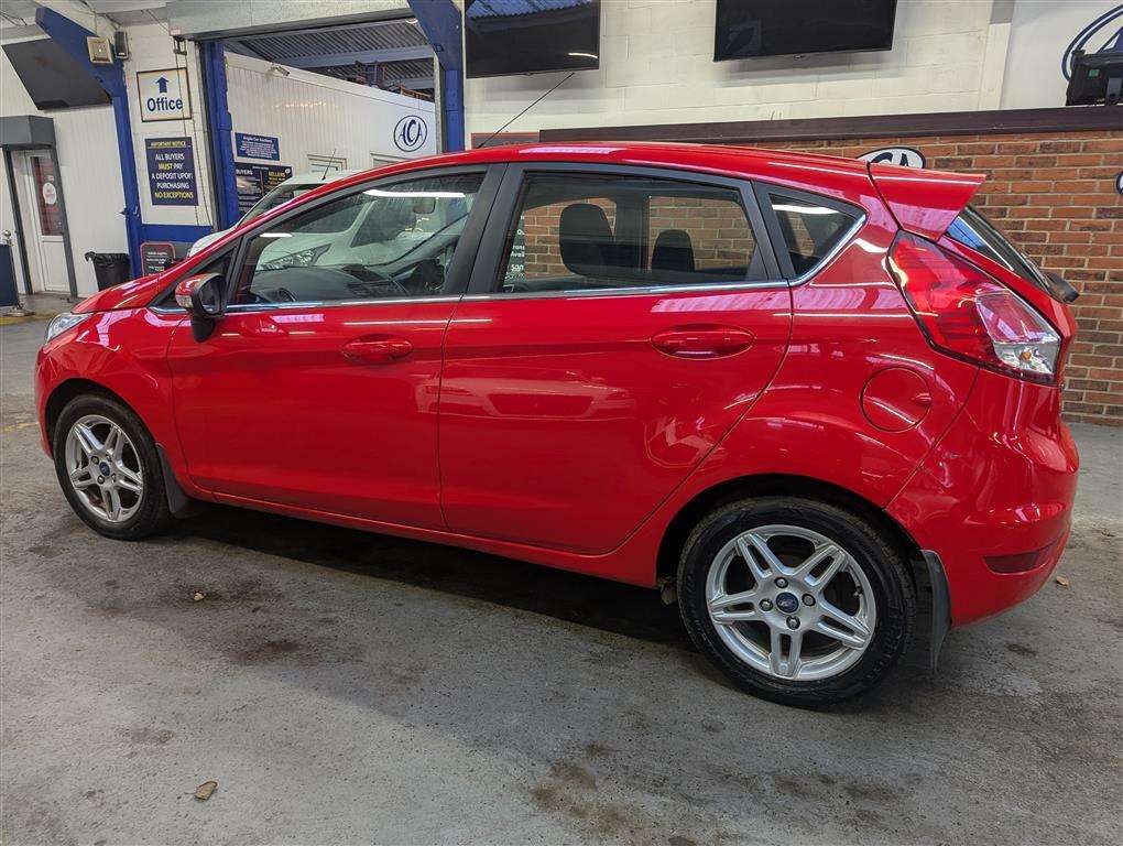 <p>2013 FORD FIESTA ZETEC TDCI</p>