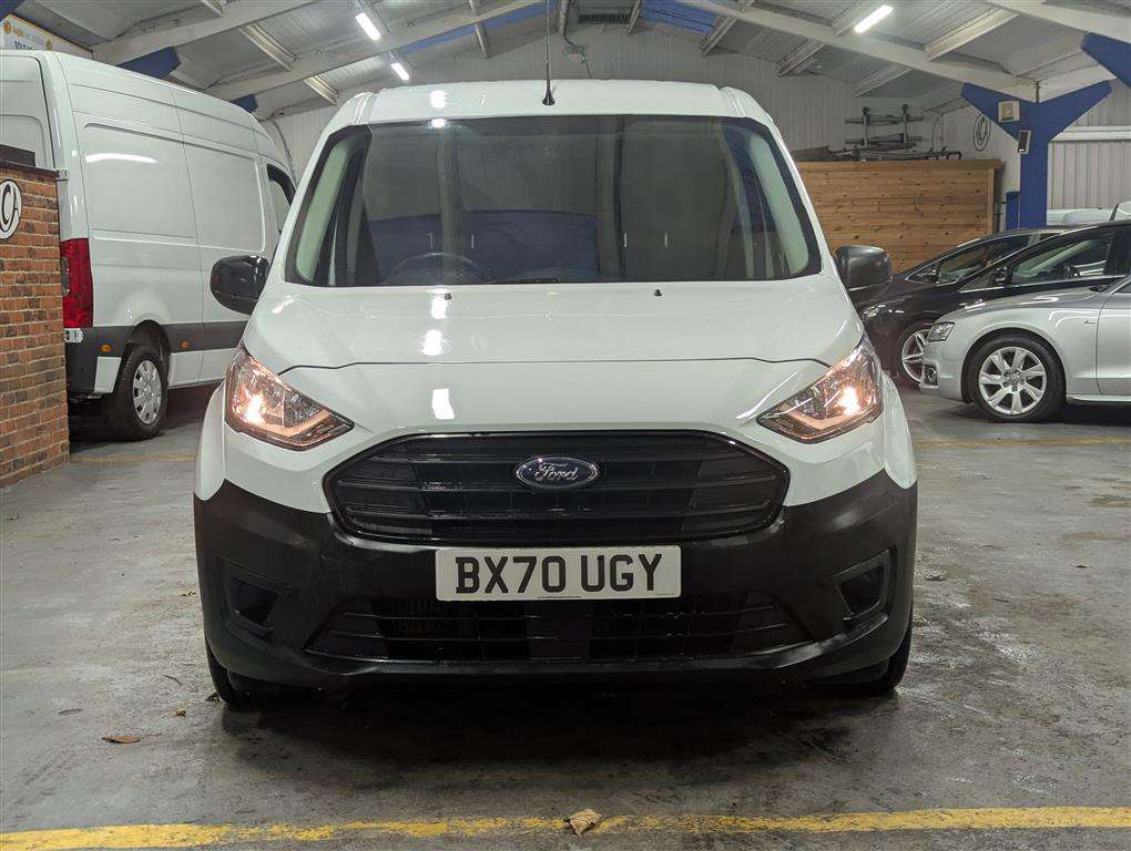 <p>2020 FORD TRANSIT CONNECT 200 BASE</p>