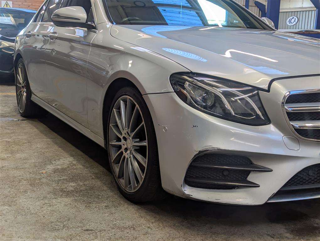 <p>2016 MERCEDES-BENZ E 220 D AMG LINE AUTO</p>