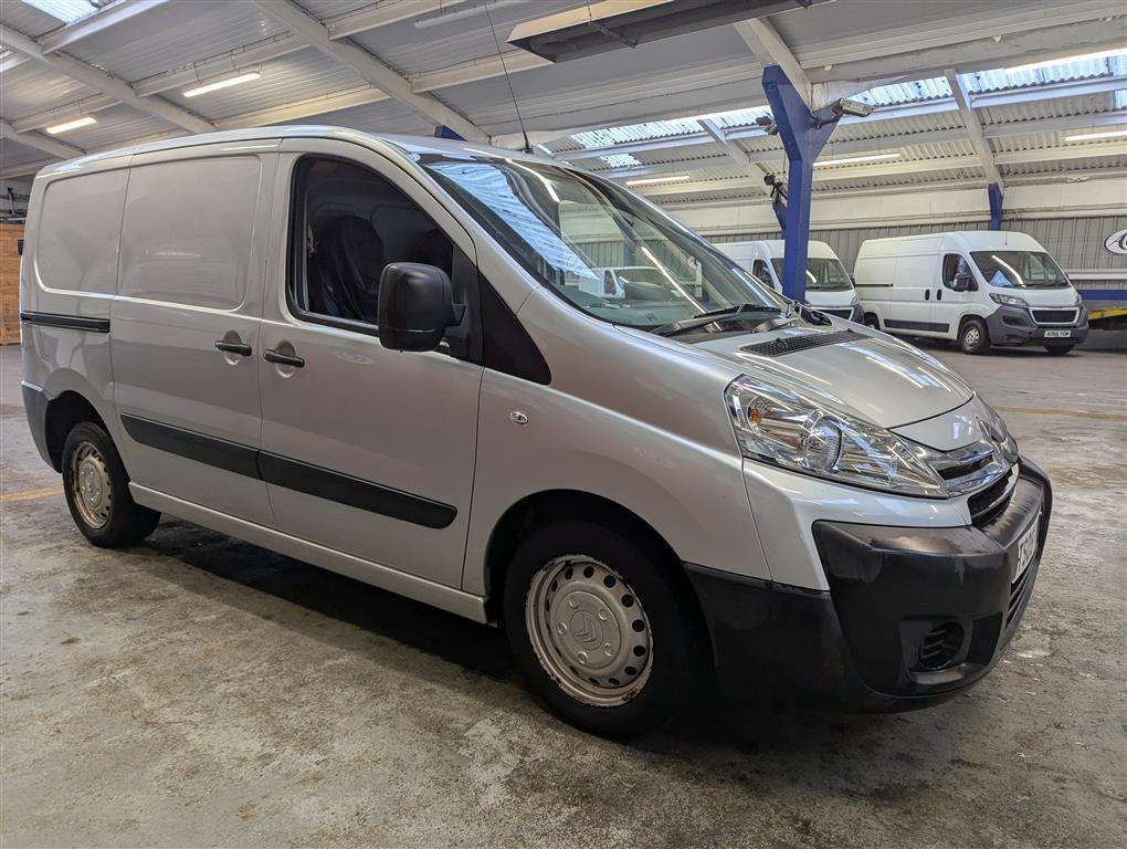 <p>2015 CITROEN DISPATCH 1000 L1H1 EN-RIS</p>