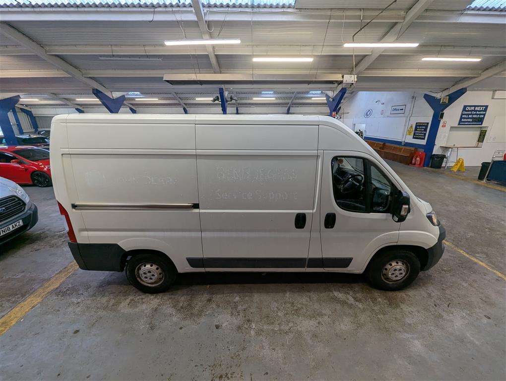 <p>2016 PEUGEOT BOXER 333 PRO L2H2 BLUE H</p>