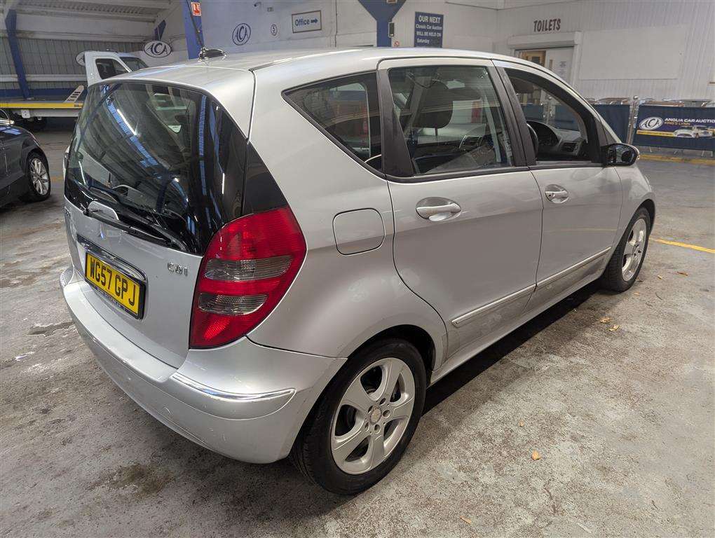 <p>2007 MERCEDES A180CDI AVANTGARDE SE CVT</p>