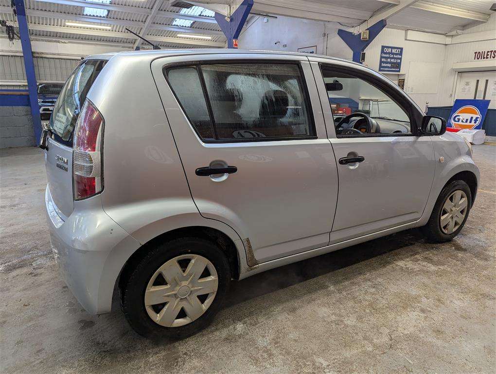 <p>2007 DAIHATSU SIRION S</p>