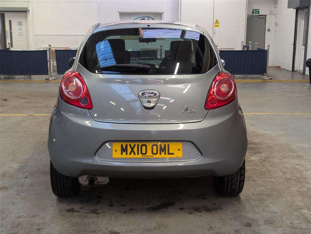 <p>2010 FORD KA ZETEC</p>