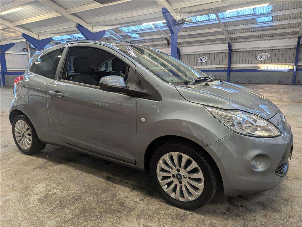 <p>2010 FORD KA ZETEC</p>