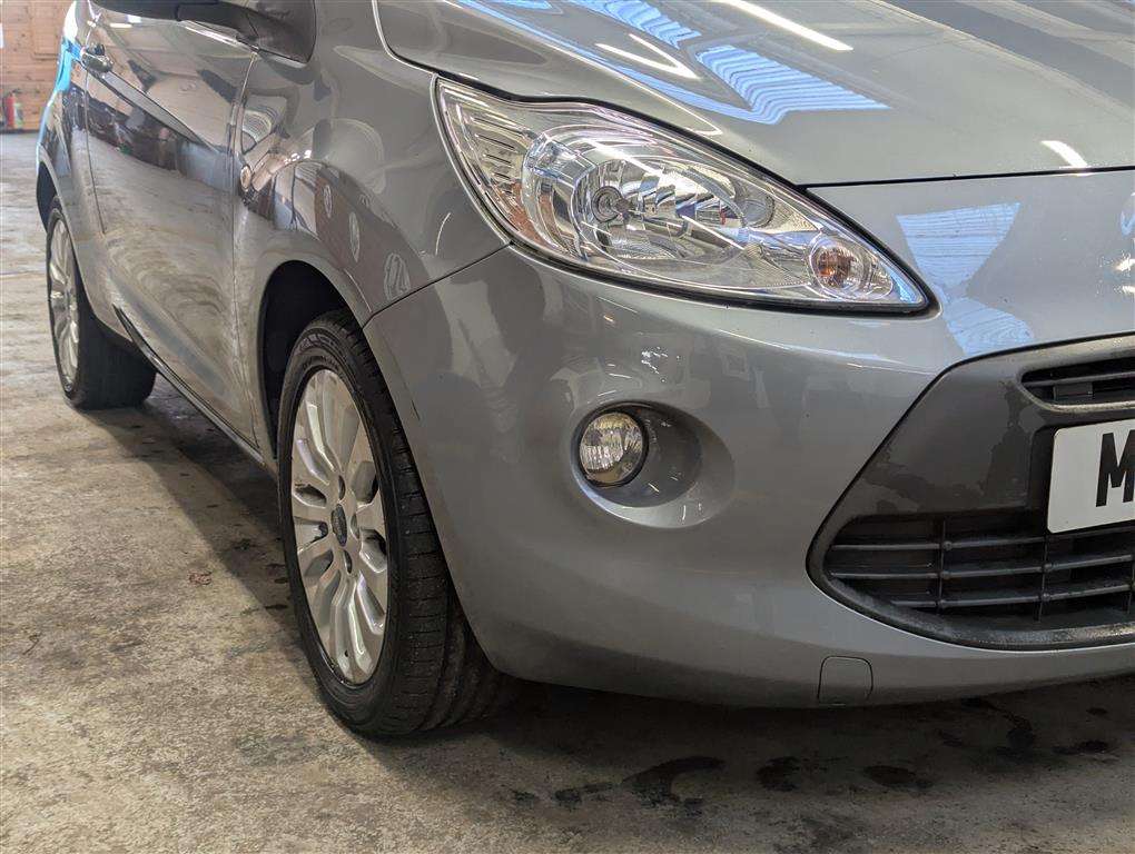 <p>2010 FORD KA ZETEC</p>