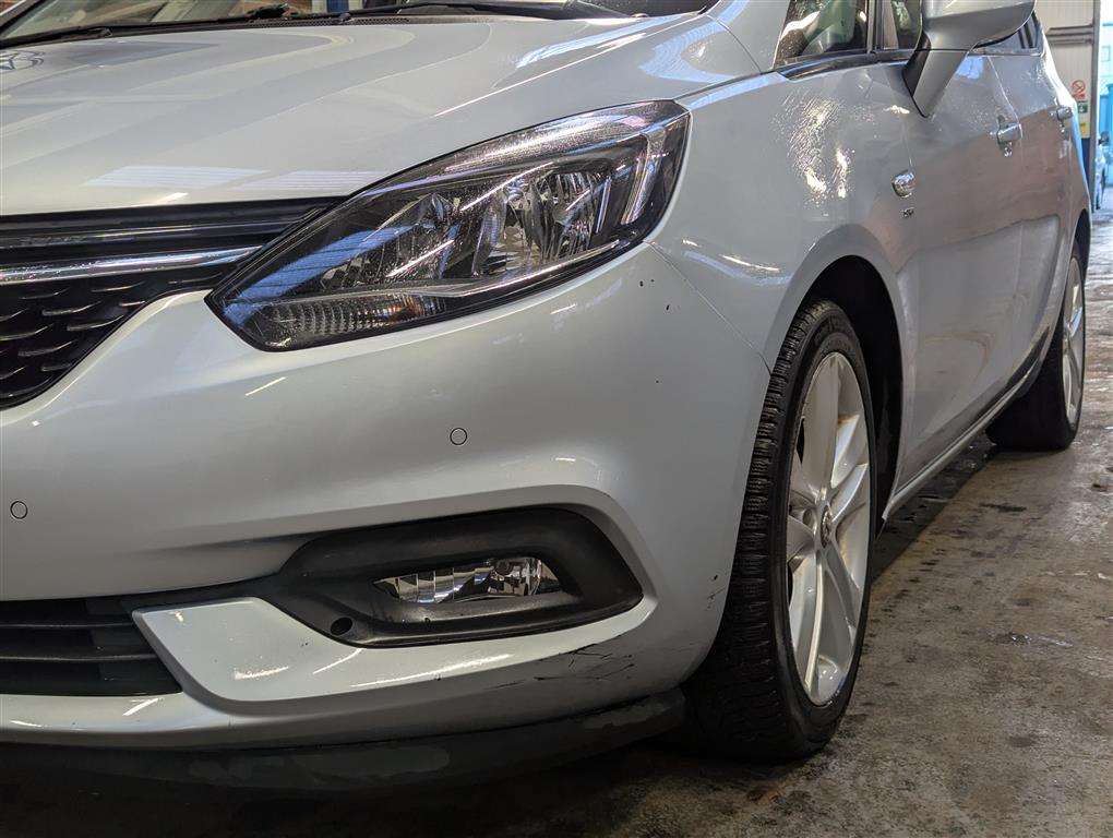 <p>2018 VAUXHALL ZAFIRA TOURER SRI TURBO AUTO</p>