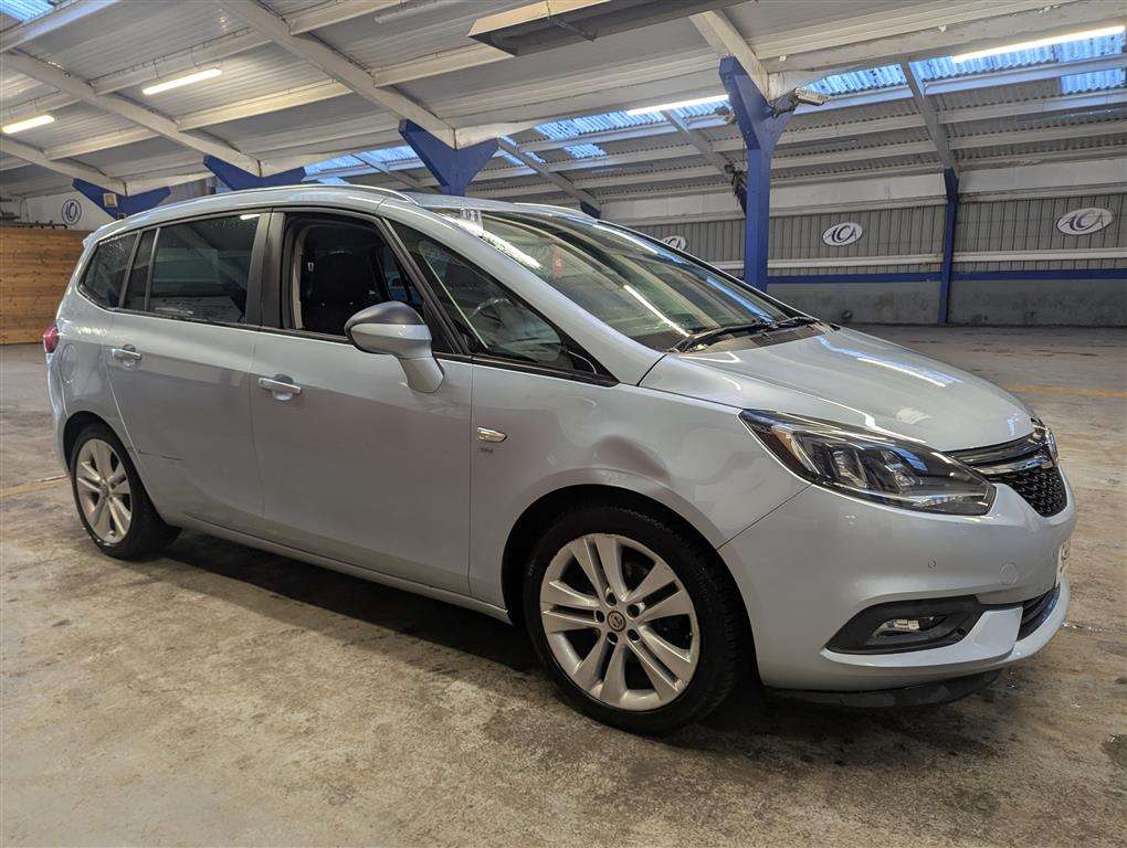 <p>2018 VAUXHALL ZAFIRA TOURER SRI TURBO AUTO</p>