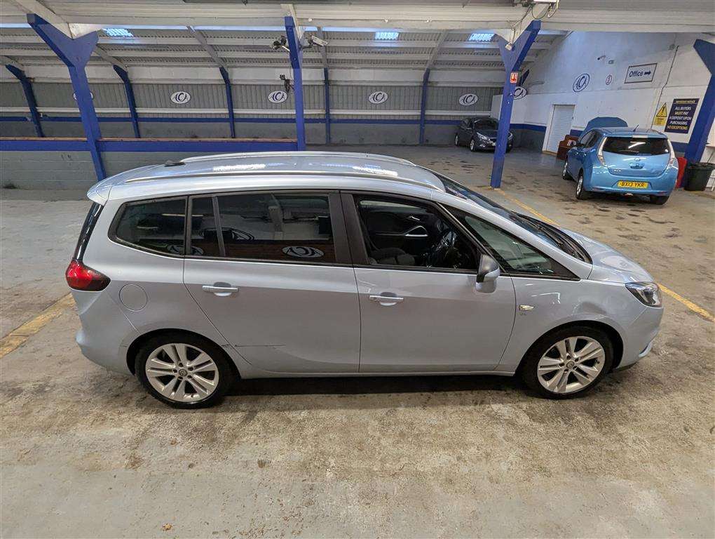 <p>2018 VAUXHALL ZAFIRA TOURER SRI TURBO AUTO</p>