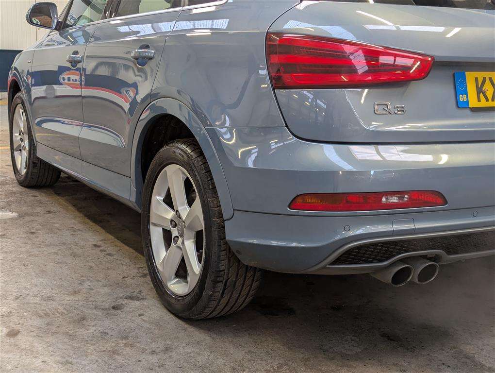 <p>2013 AUDI Q3 S LINE TDI QUATTRO</p>