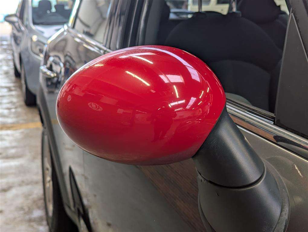 <p>2010 MINI COUNTRYMAN COOPER</p>