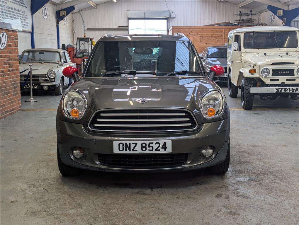 <p>2010 MINI COUNTRYMAN COOPER</p>