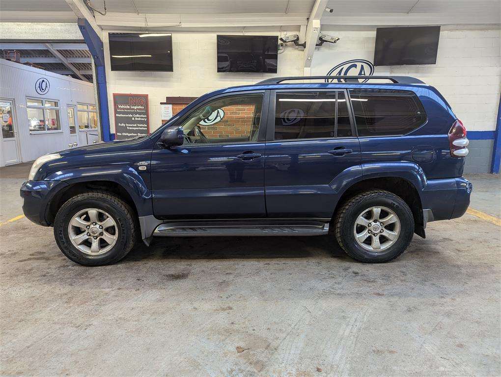 <p>2007 TOYOTA LAND CRUISER INVIN D4-D AUTO</p>