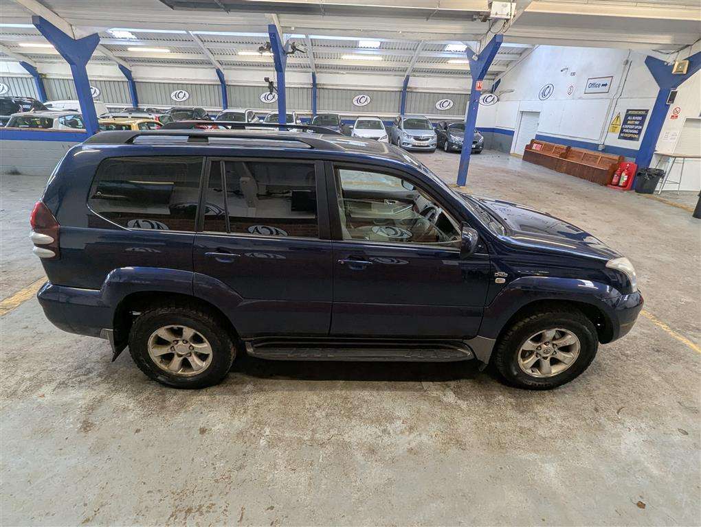 <p>2007 TOYOTA LAND CRUISER INVIN D4-D AUTO</p>