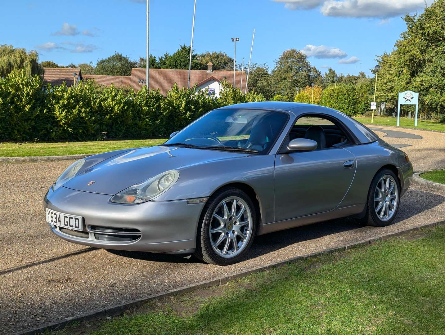 <p>2001 PORSCHE (996) 911 3.4 C4 TIPTRONIC S</p>