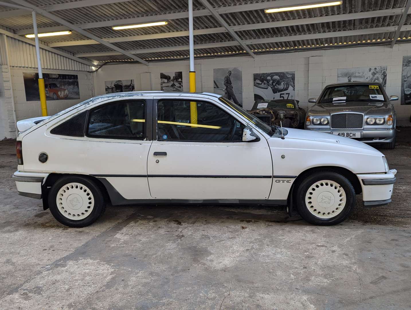 <p>1991 VAUXHALL ASTRA GTE</p>