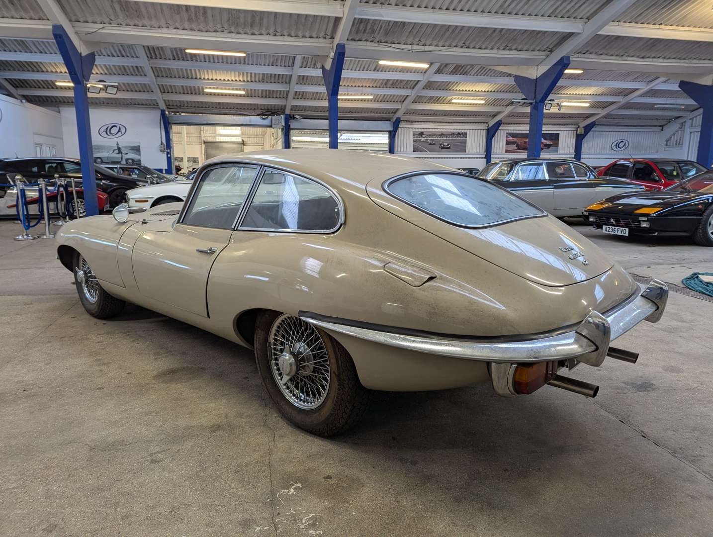 <p>1970 JAGUAR E-TYPE 4.2 FHC SERIES II</p>