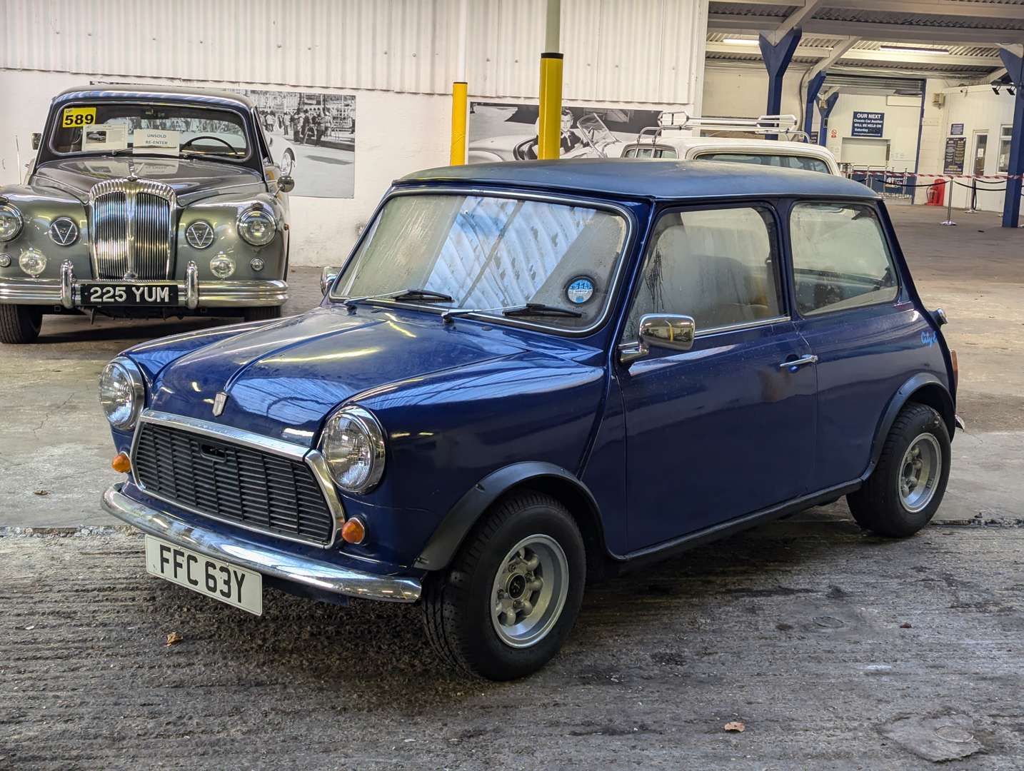 <p>1983 AUSTIN MINI 1000 CITY E</p>