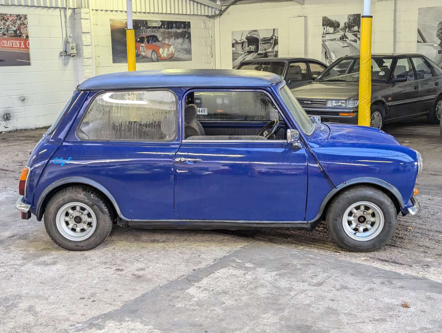 <p>1983 AUSTIN MINI 1000 CITY E</p>