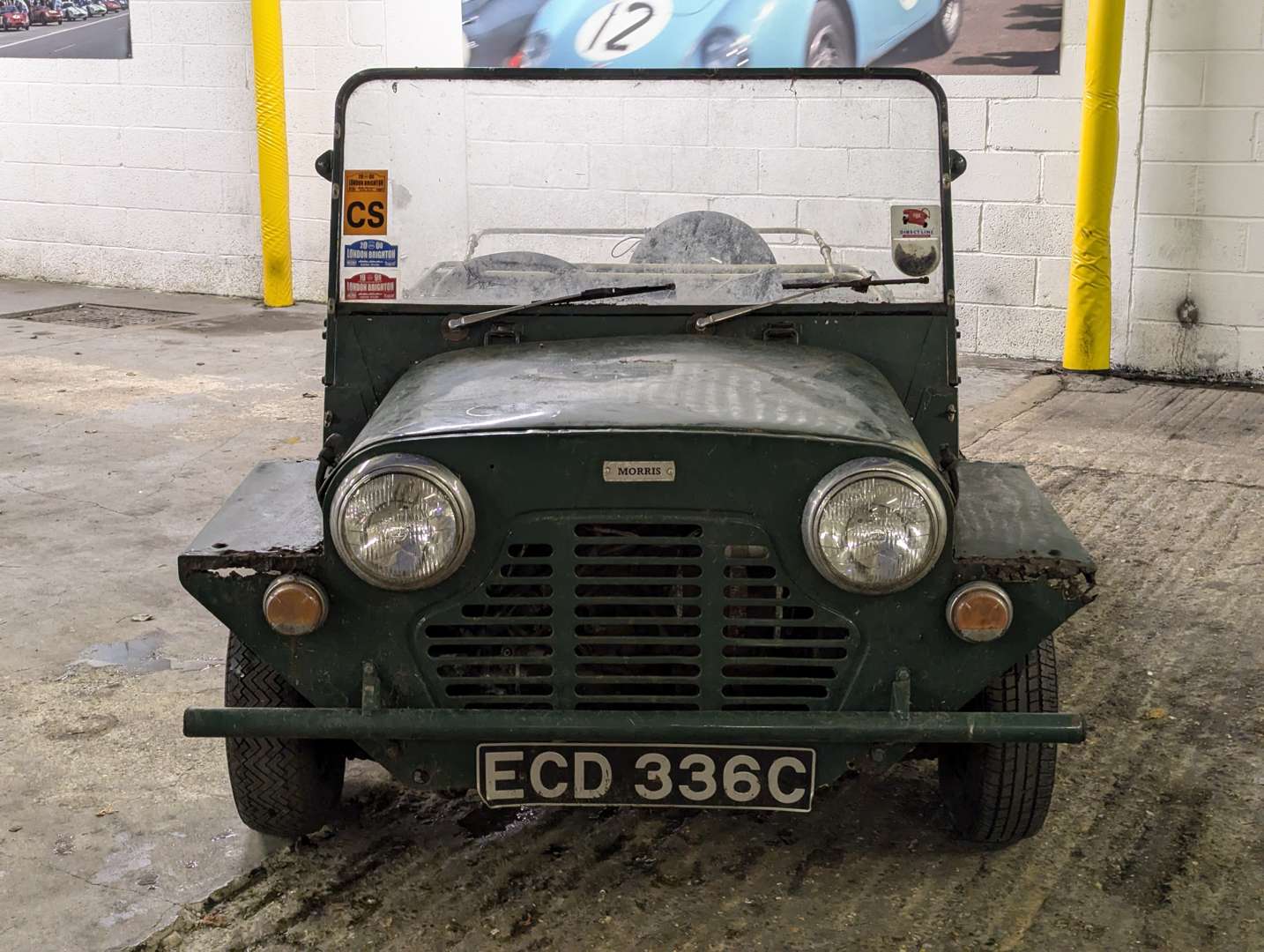 <p>1965 MORRIS MINI MOKE</p>