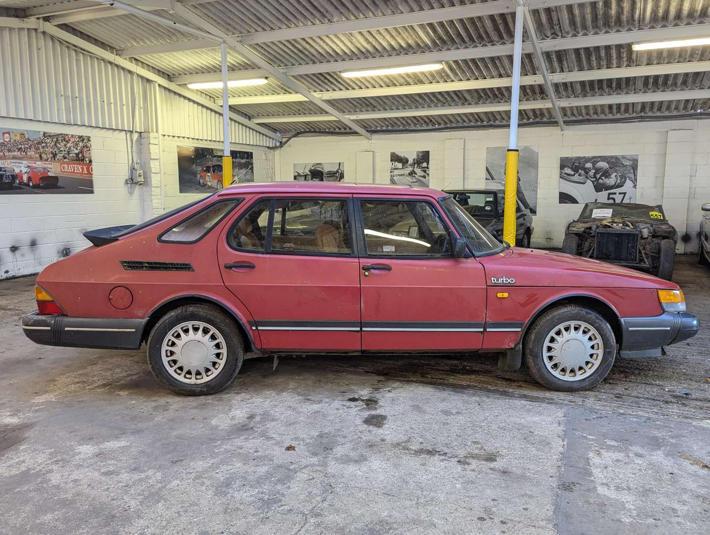 <p>1987 SAAB 900 TURBO</p>