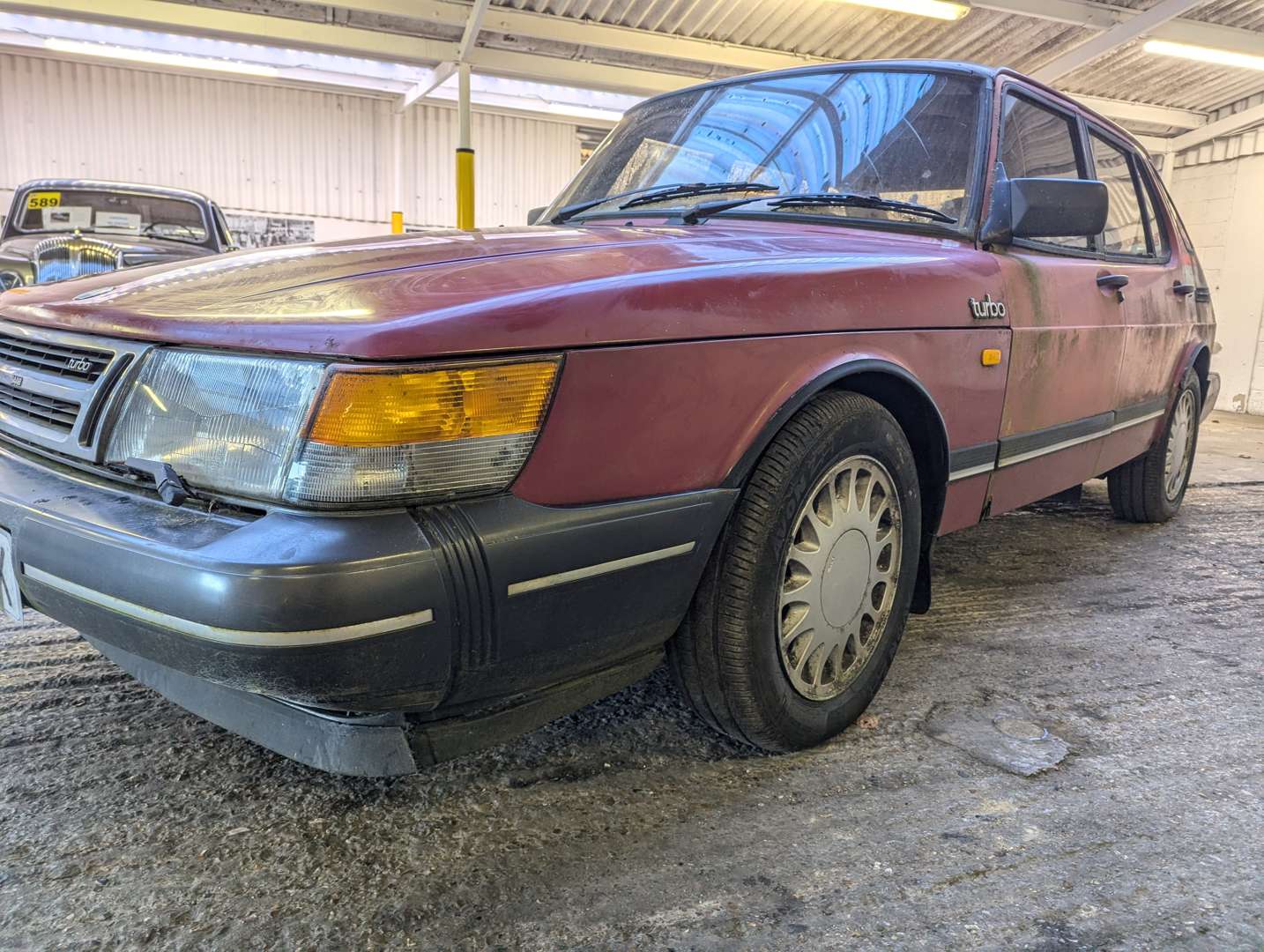 <p>1987 SAAB 900 TURBO</p>