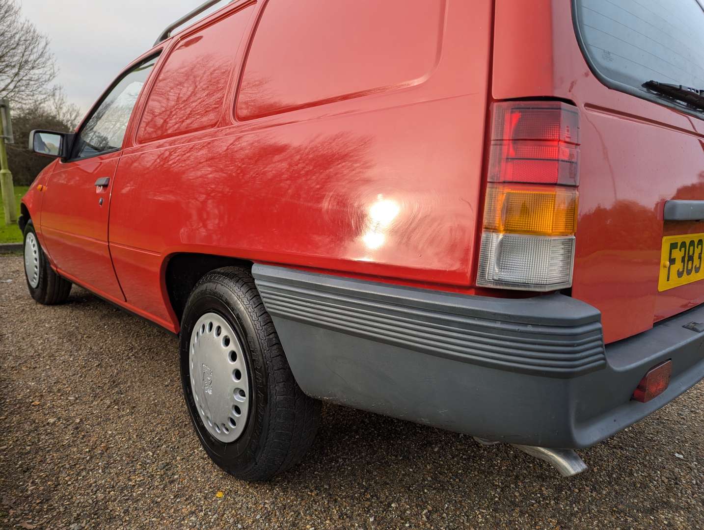 <p>1988 BEDFORD ASTRA VAN ONE OWNER</p>