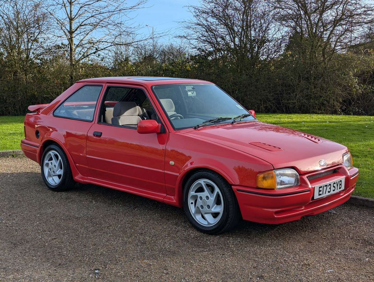 <p>1987 FORD ESCORT RS TURBO</p>