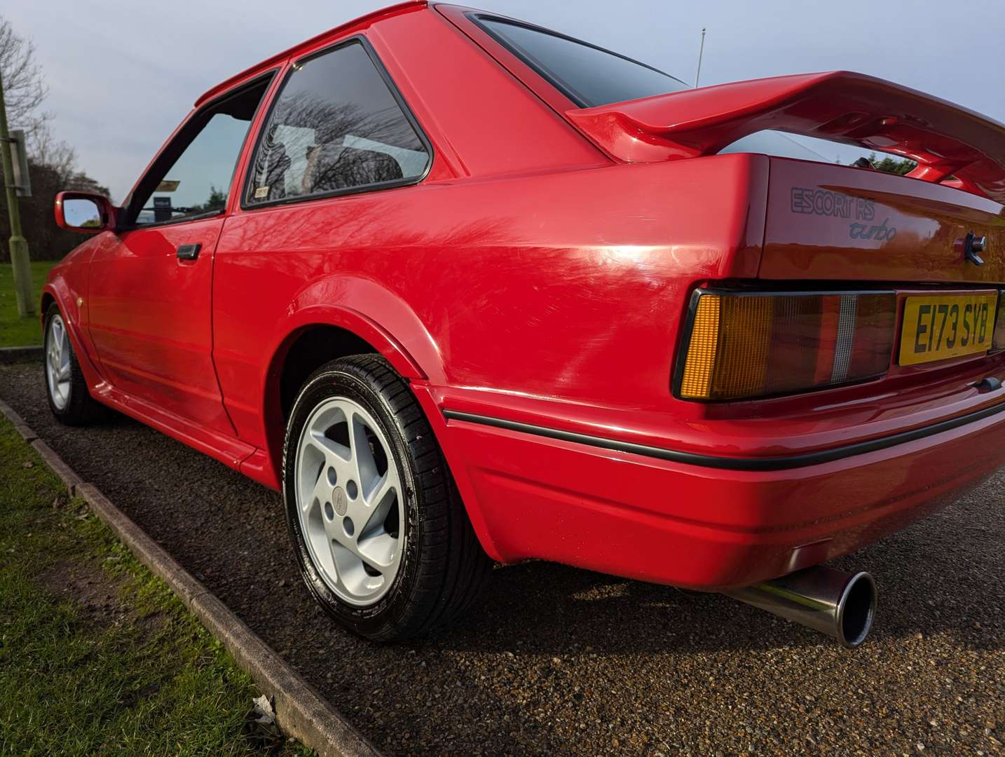 <p>1987 FORD ESCORT RS TURBO</p>