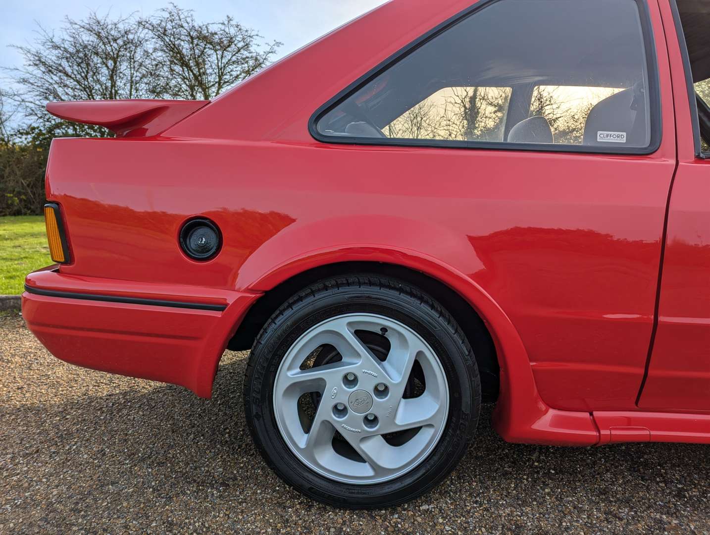 <p>1987 FORD ESCORT RS TURBO</p>