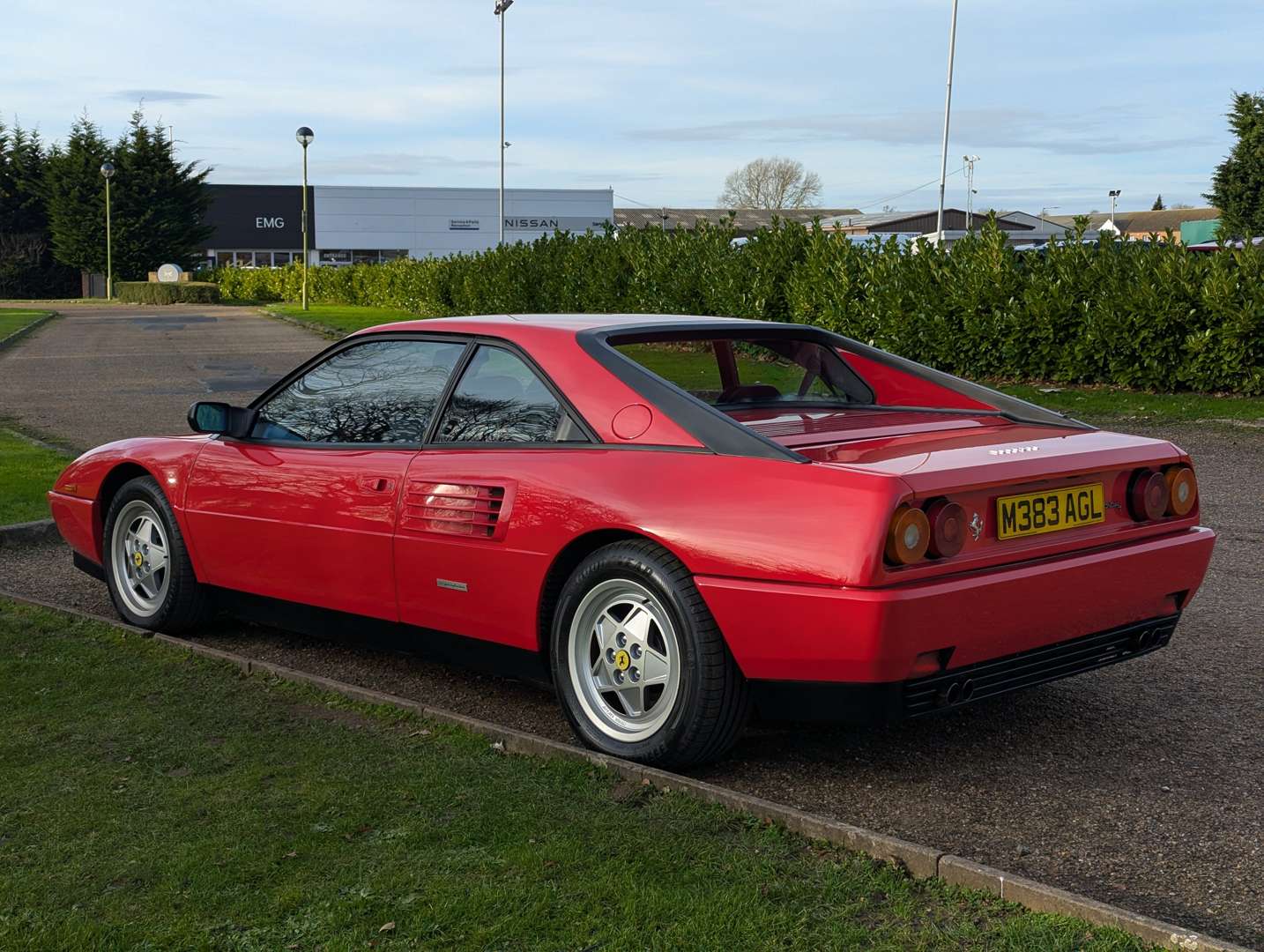 <p>1995 FERRARI MONDIAL LHD</p>