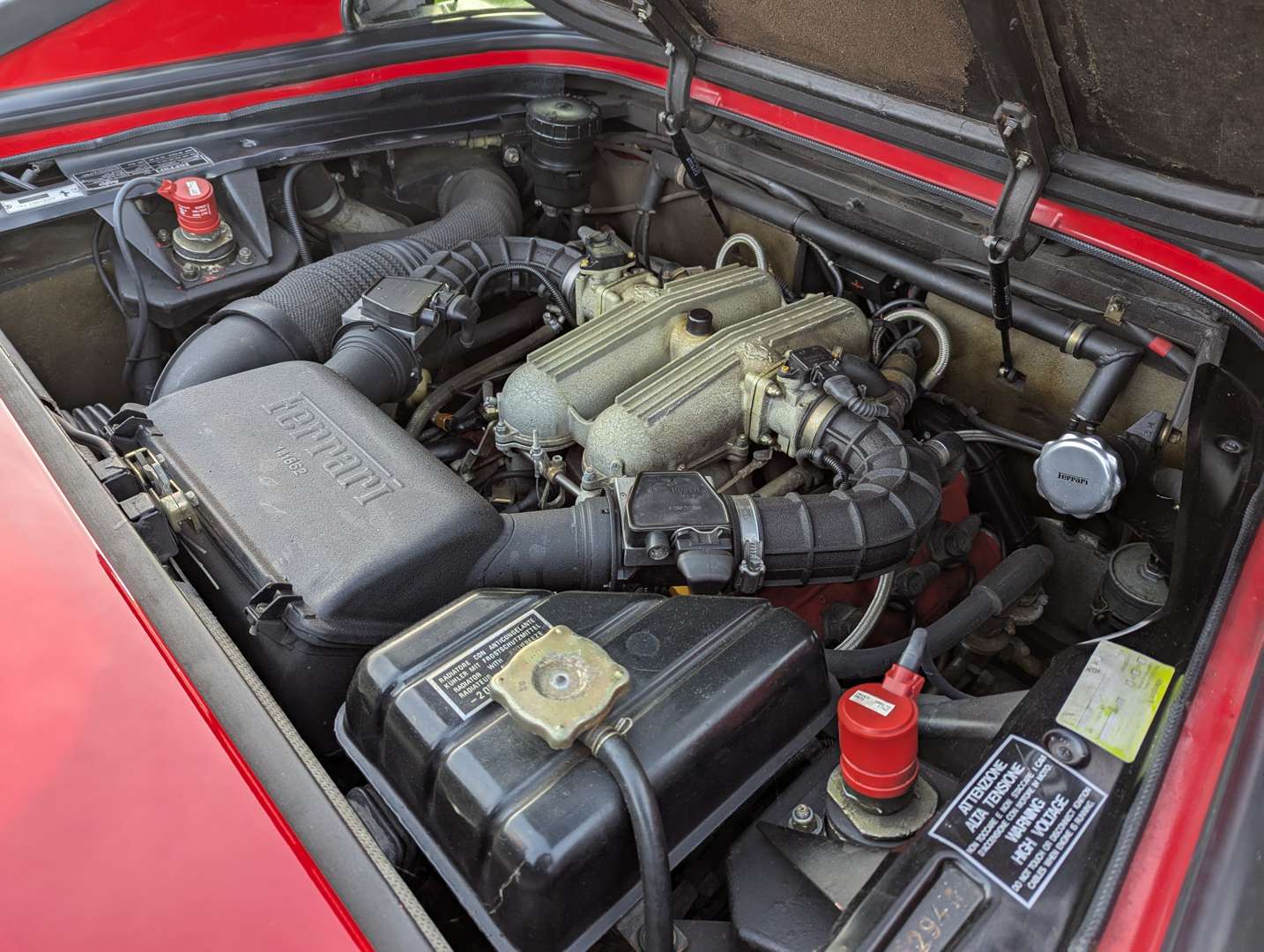 <p>1995 FERRARI MONDIAL LHD</p>