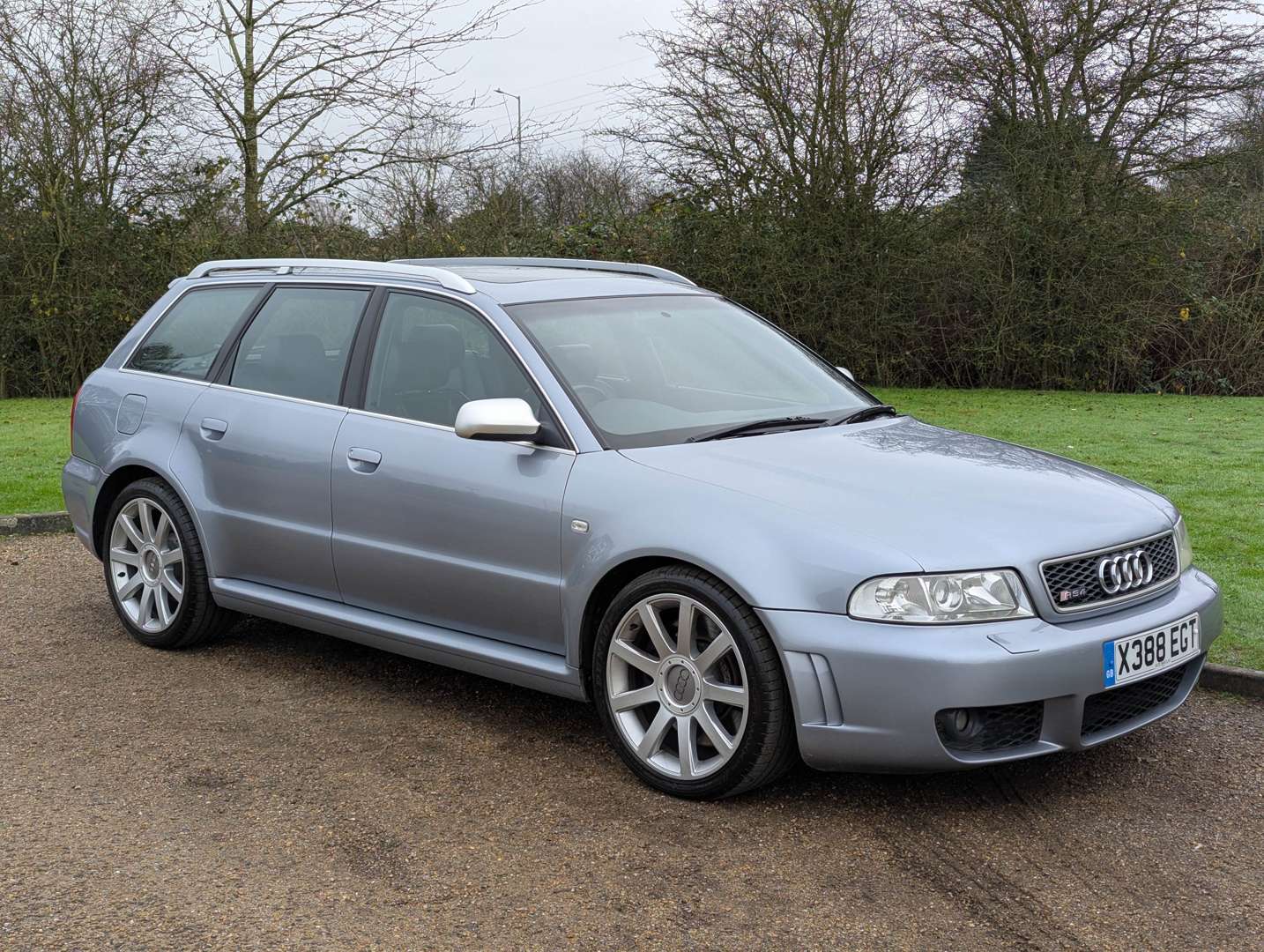 <p>2000 AUDI RS4 QUATTRO ESTATE</p>