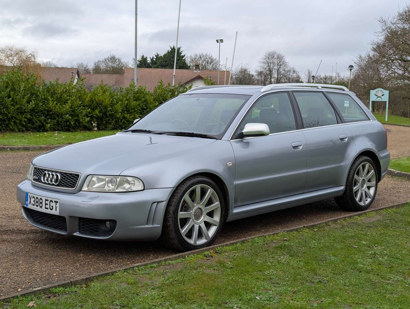 <p>2000 AUDI RS4 QUATTRO ESTATE</p>