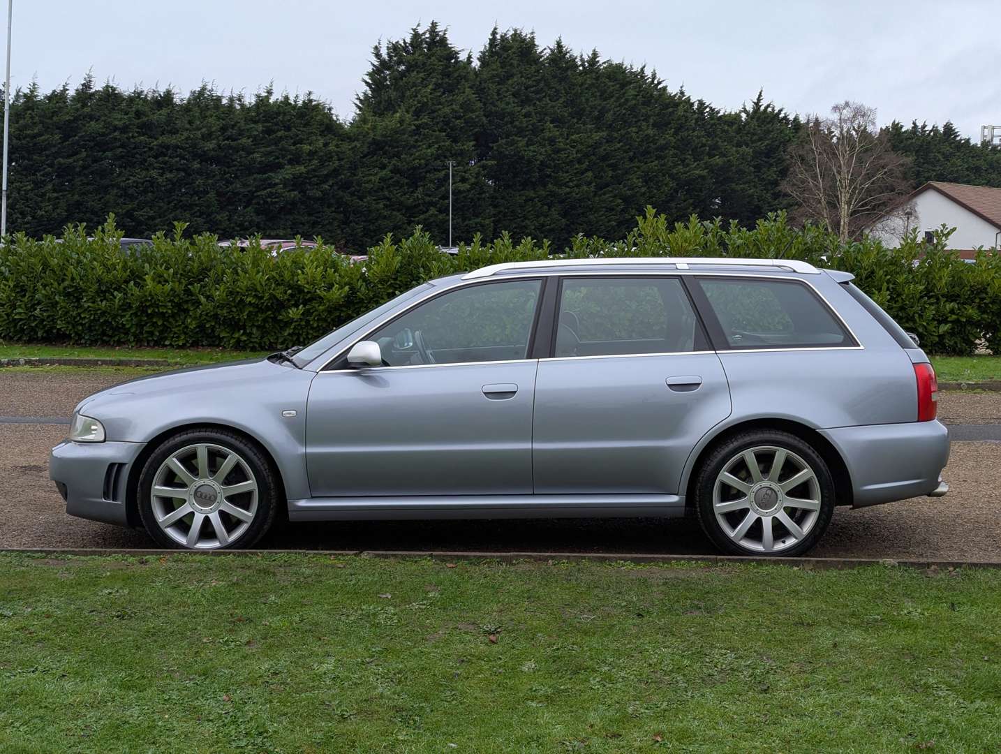 <p>2000 AUDI RS4 QUATTRO ESTATE</p>