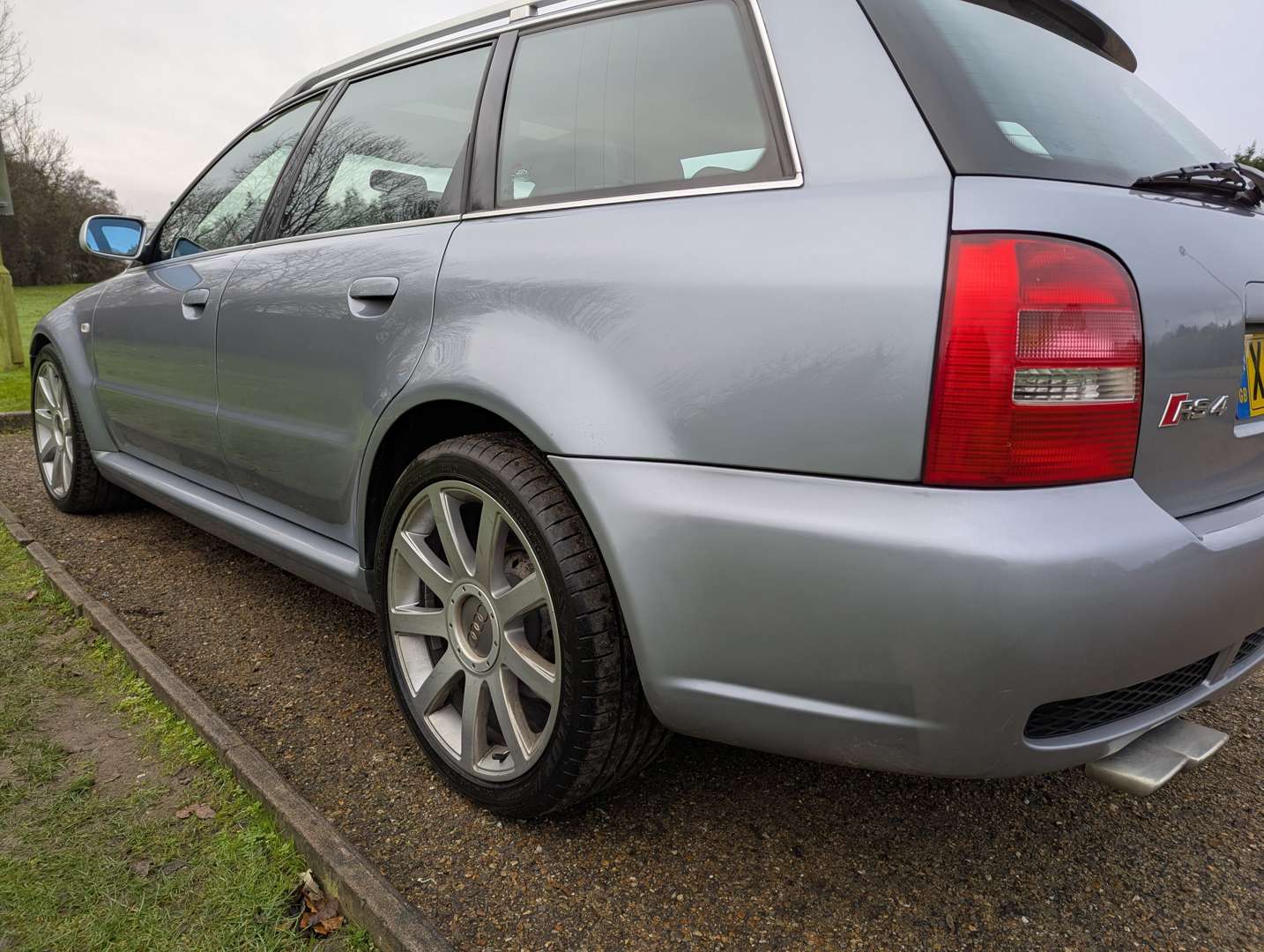 <p>2000 AUDI RS4 QUATTRO ESTATE</p>