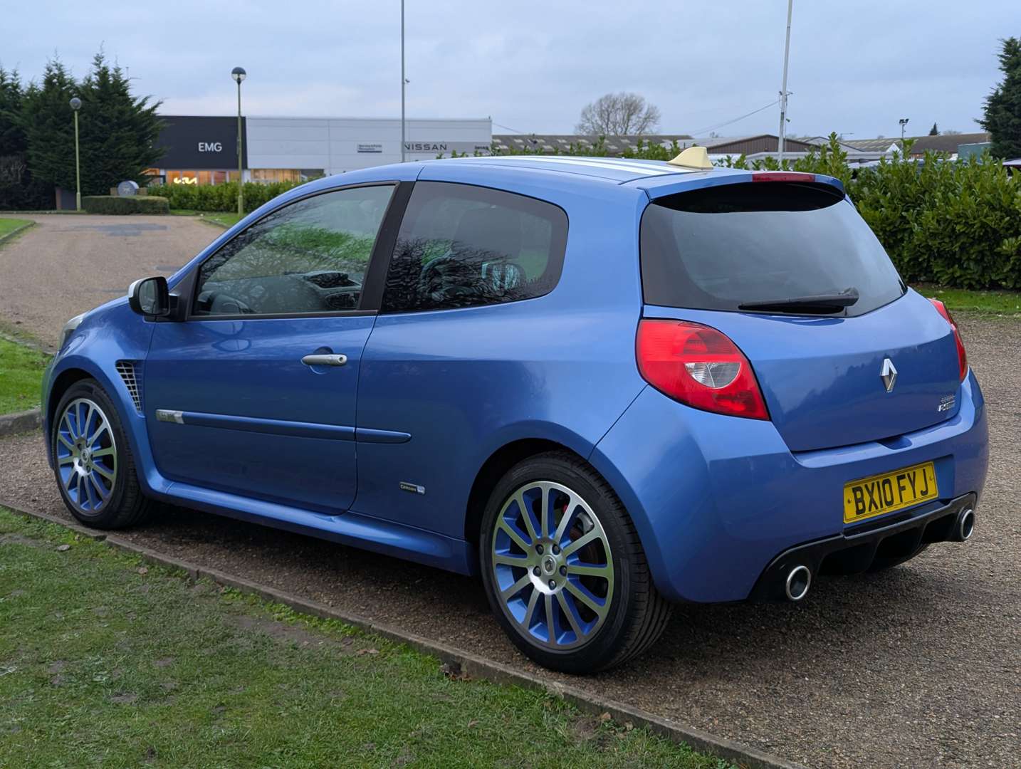 <p>2010 RENAULT CLIO GORDINI</p>