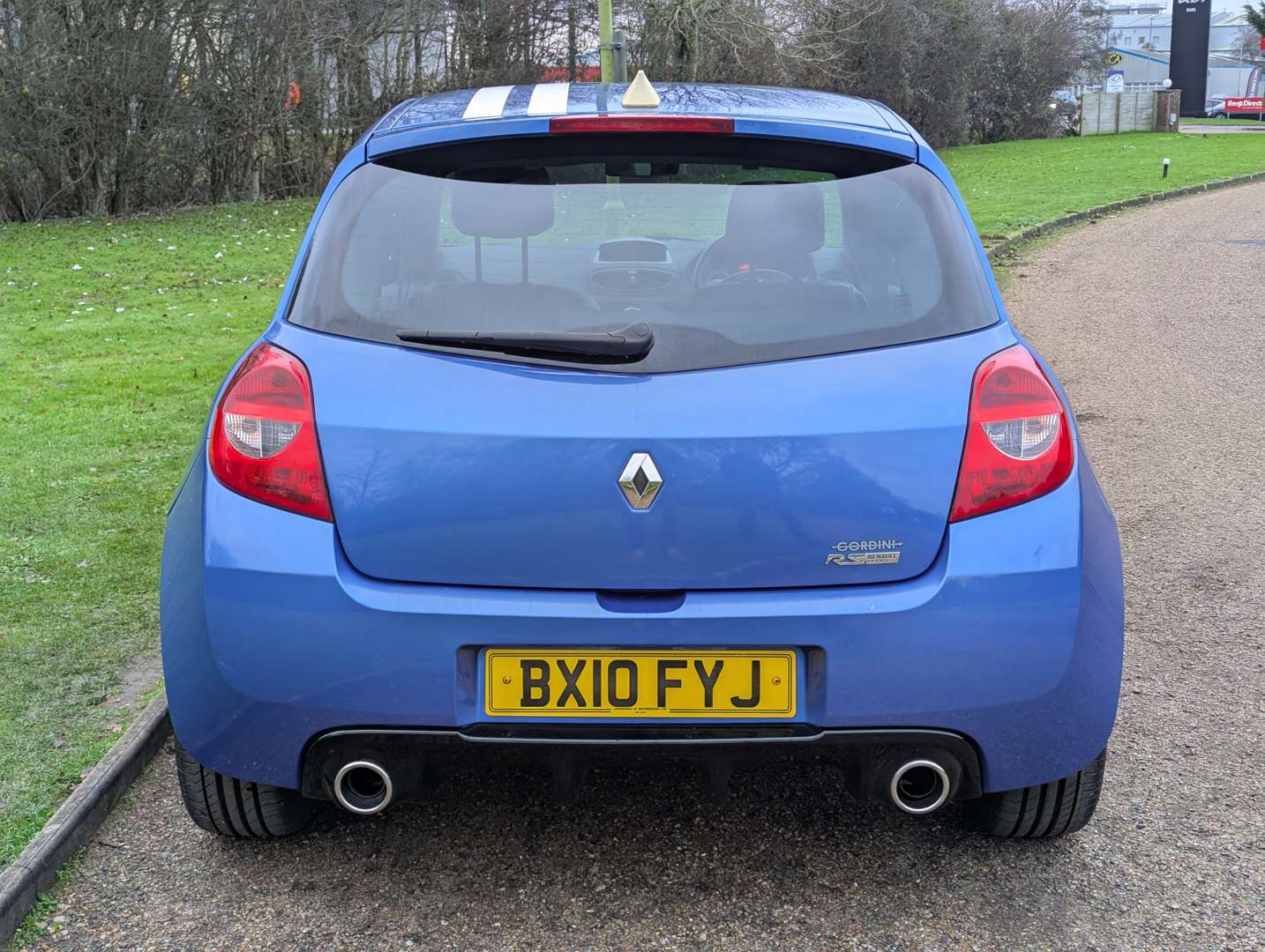 <p>2010 RENAULT CLIO GORDINI</p>