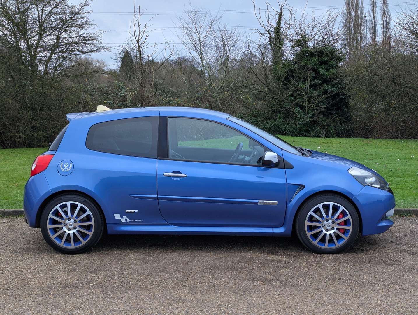 <p>2010 RENAULT CLIO GORDINI</p>