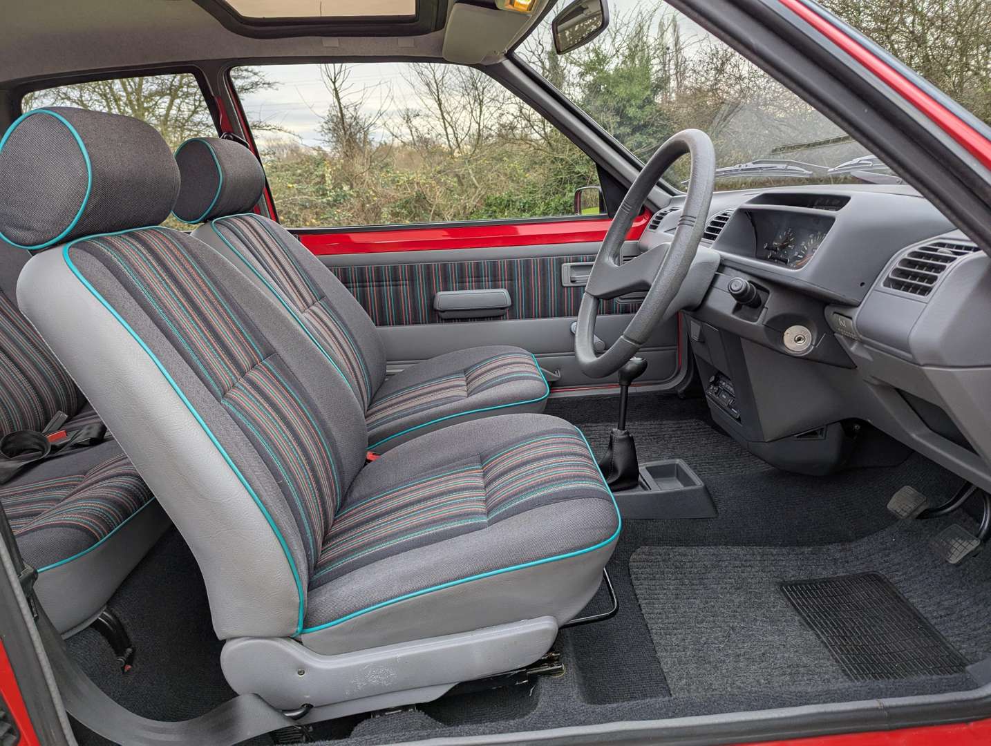 <p>1992 PEUGEOT 205 1.1 STYLE ONE OWNER</p>