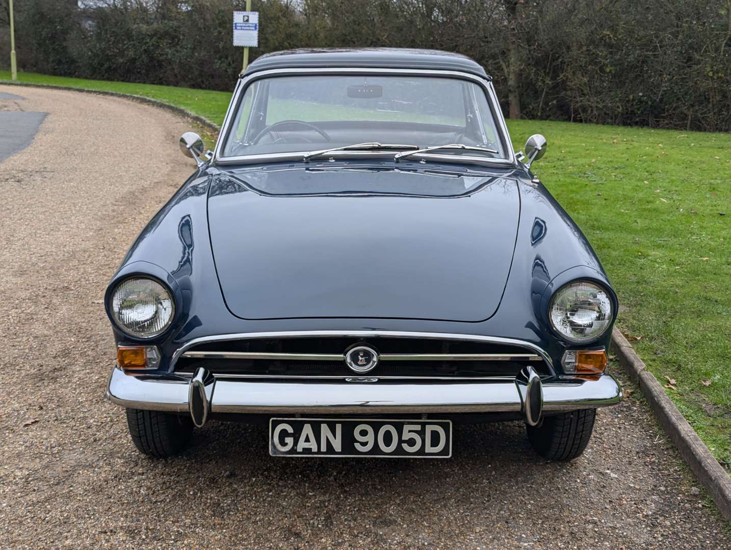 <p>1966 SUNBEAM ALPINE SERIES V</p>